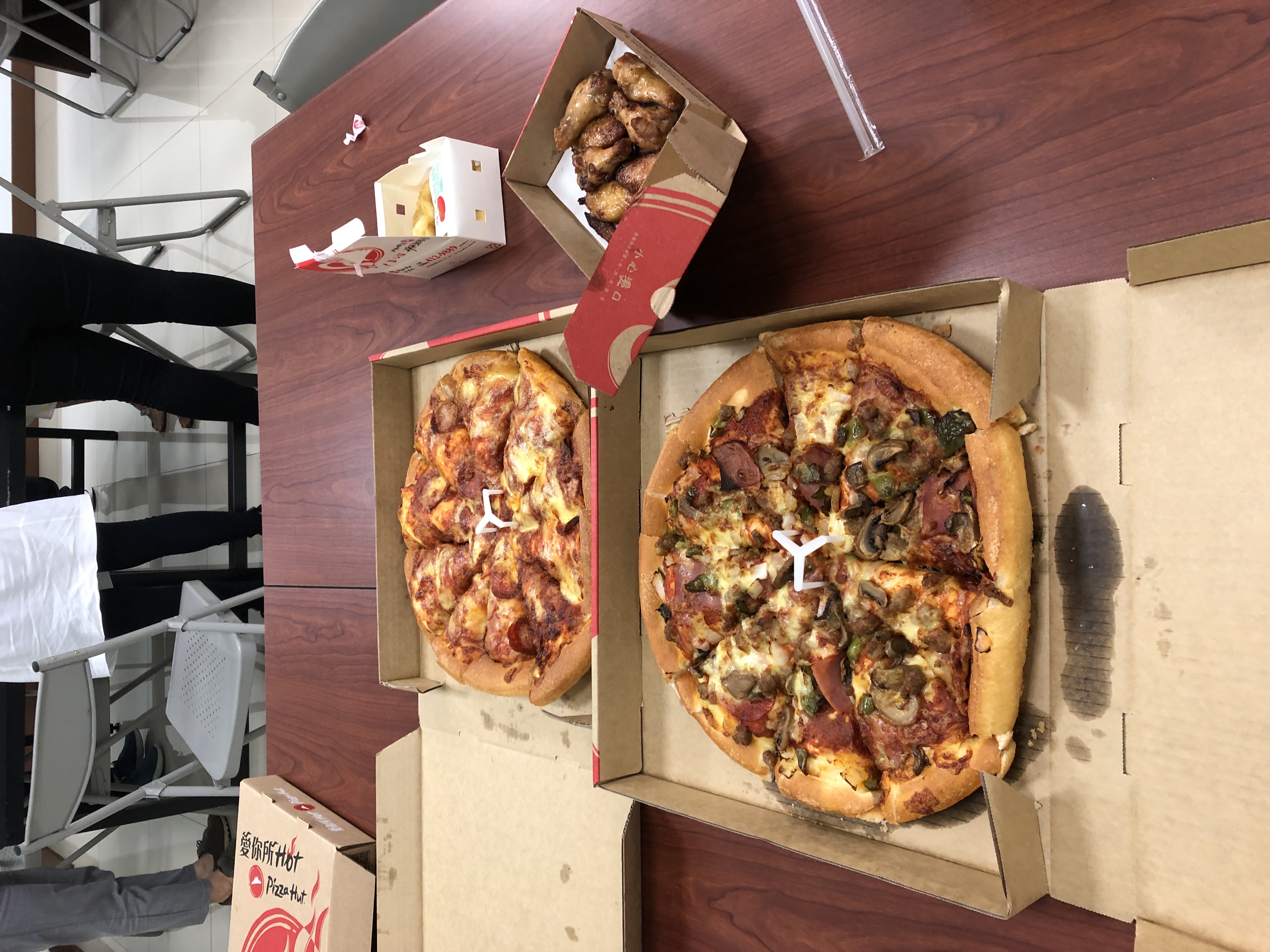 Pizza 吃不完 1